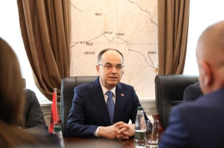 Begaj: Dialogu Kosovë-Serbi duhet të përfundojë me njohje reciproke