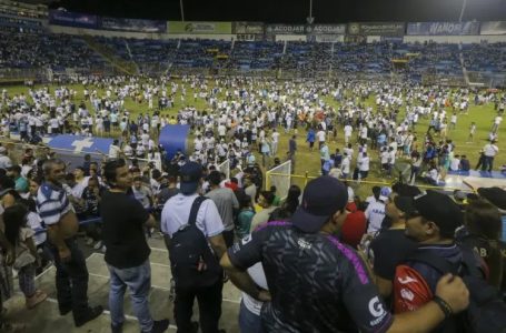 Nëntë të vdekur nga trazirat në stadiumin e El Salvadorit