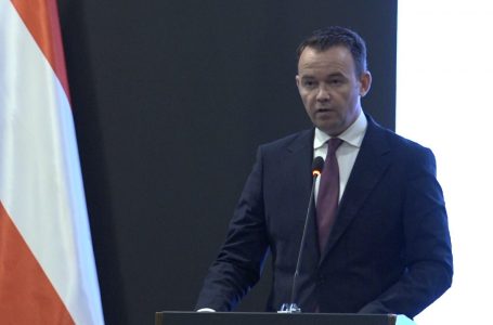 Peci: Kosova synon integrimin e plotë në vlerat evropiane për të kontribuuar në aspektin ekonomik