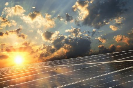 Sot shpallet ankandi i parë për parkun me energji solare