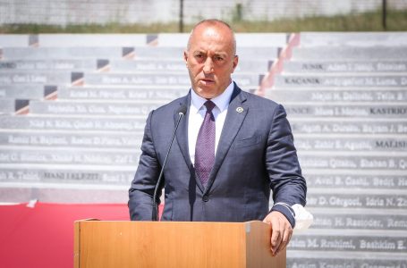 Haradinaj kujton masakrën e Dubravës: Ky krim është i dokumentuar por askush nuk është përballur me drejtësinë