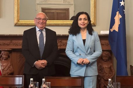 Osmani takon në Londër të dërguarin special të MB-së, flasin për dialogun Kosovë-Serbi