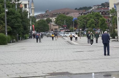 Qytetarët të shqetësuar për arrestimin e tre policëve: Qeveria të marrë masa për kthimin e tyre në shtëpi
