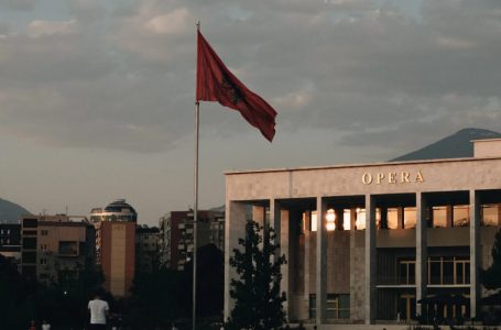 Investimet e huaja në Shqipëri u rritën me 2% në tremujorin e parë