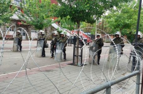 Sulmohet Policia e Kosovës në Zveçan