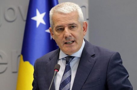 Sveçla: AKI-ja dhe Policia i kanë identifikuar kriminelët në veri, do t’i arrestojmë