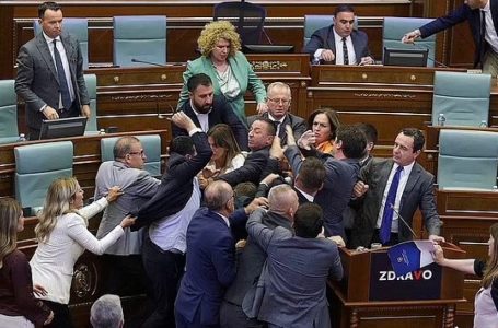 Prokuroria interviston Besnik Bislimin dhe Hekuran Muratin pas përleshjeve në Kuvend