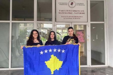 Kjo ​është nxënësja që do ta përfaqësojë Kosovën në Olimpiadën Botërore të fizikës në Japoni