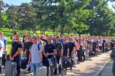 Fillon stërvitja ushtarake bazë për 316 rekrutë të rinj të FSK-së