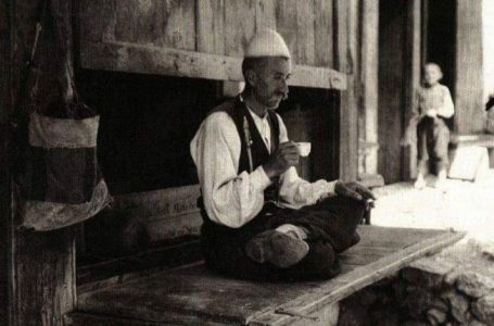 Simbolikat e pirjes së kafes tek shqiptarët