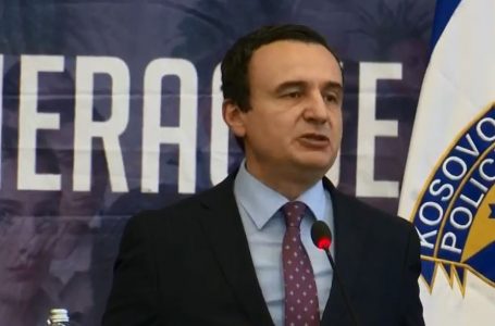 Kurti në diplomimin e gjeneratës së re të Policisë: Jeni vijimësi e UÇK-së