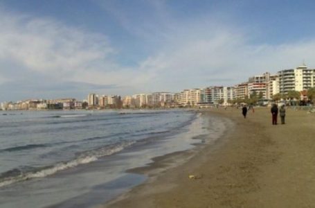 Tragjike, mbytet babai dhe djemtë e tij të mitur në plazhin e Kavajës