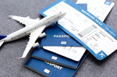 Kur është koha për të blerë bileta të lira avioni? E zbulojnë ekspertët