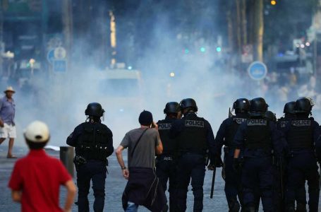 Trazirat në Francë: Prokurorët hetojnë vdekjen e 27-vjeçarit të goditur nga një plumb gome