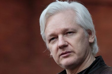 Australia kërkoi mbylljen e çështjes së Julian Assange