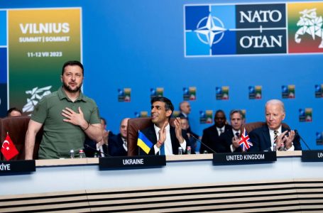 Zelensky: Është e kuptueshme që Ukraina nuk mund të jetë anëtare e NATO-s derisa lufton po vazhdon