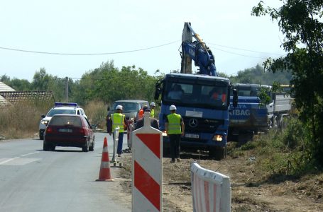 Nisin punimet për zgjerimin e rrugës “Martirët e Kombit”, që lidh Gjakovën dhe Shqipërinë
