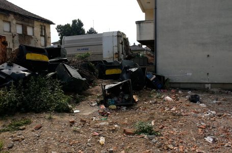 Banorët në afërsi të objektit të operativës së KRM “Çabrati” ankohën për aromën kutërbuese