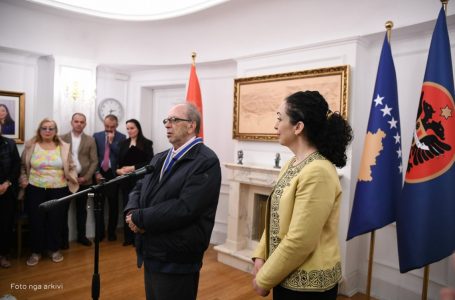 Presidentja Osmani dekreton dhënien e nënshtetësisë së Kosovës për shkrimtarin Ismail Kadare
