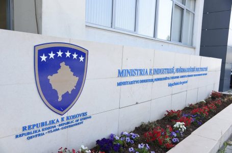 Arrestimi i tre personave për rastin e rezervave shtetërore – Policia jep detaje se ku kreu bastisjet