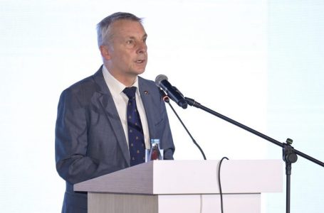 Ambasadori Rohde kërkon që Kosova e Serbia ta implementojnë marrëveshjen për të Zhdukurit me Forcë