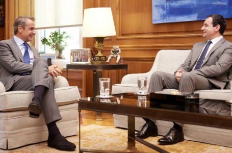 Takimi i Kurtit me kryeministrin grek Mitsotakis, Qeveria jep detaje
