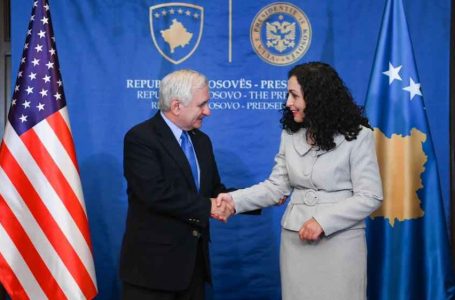 Presidentja e kërkon ndihmën e ShBA-së për përshpejtimin e anëtarësimit të Kosovës në NATO