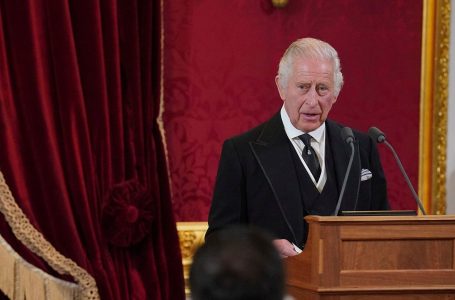 Mesazhi i Mbretit Charles III për zjarret shkatërruese në Hawaii