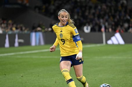 Kosovare Asllani me Suedinë arrin në gjysmëfinale të Kupës së Botës