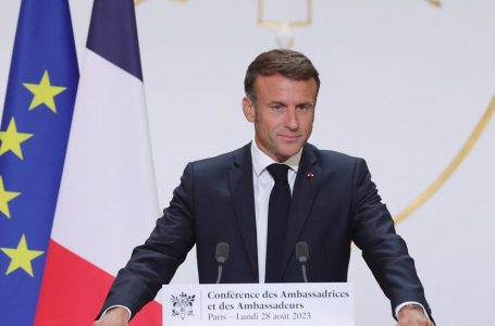 Macron u drejtohet Kosovës dhe Serbisë – Ne e treguam veten, tash radha juaj