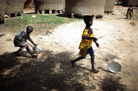 Rreth 500 fëmijë kanë vdekur nga uria që nga fillimi i luftës në Sudan