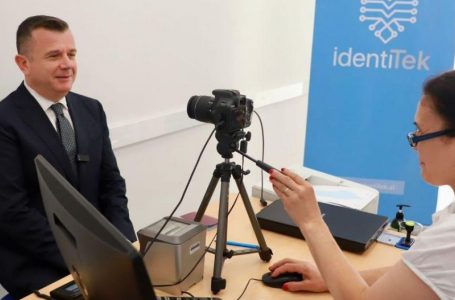 Nis punën kompania shtetërore për rinovimin e pasaportës biometrike në Shqipëri