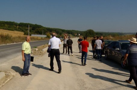 Banorët e lagjes Gjekaj përsëri protestojnë për punimet e rrugës Dollc – Gjakovë
