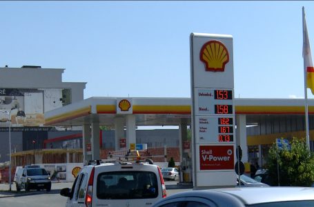 Shtrenjtohet nafta, ankohen qytetarët