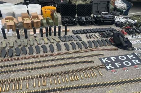 Zhvillimet në veri, policia në orën 14:30 prezanton armët e konfiskuara