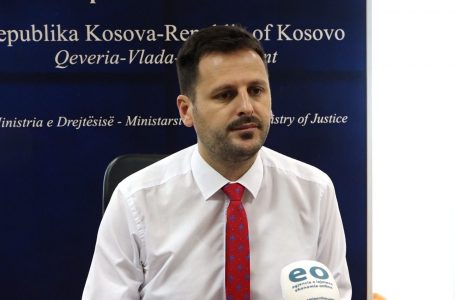 Vettingu e Byroja ende në Kushtetuese, Nimoni: Vonesat po e vështirësojnë realizimin e reformës
