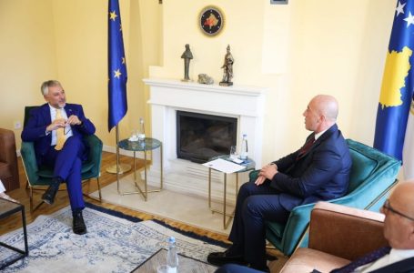Haradinaj në takim me shefin e EULEX-it: Biseduam për sfidat me të cilat aktualisht po përballet Kosova