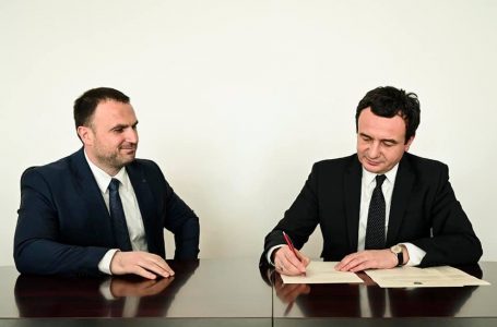 BE-ja fajësoi Kosovën për dështimin e takimit, shefi i stafit të Kurtit: Serbia fajtore pse Marrëveshja Bazë s’po zbatohet