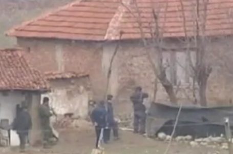 Dyshohet se morën pjesë në vrasje, tortura e dëbim të popullatës civile – policia jep detaje për arrestimin e tre serbëve në Vushtrri