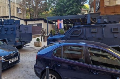 Përfundon aksioni policor në katër lokacione në veri, në të pestin po vazhdon