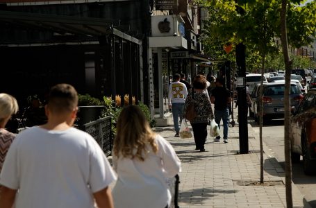 Qytetarët e Gjakovës bëjnë thirrje që të bojkotojnë produktet serbe