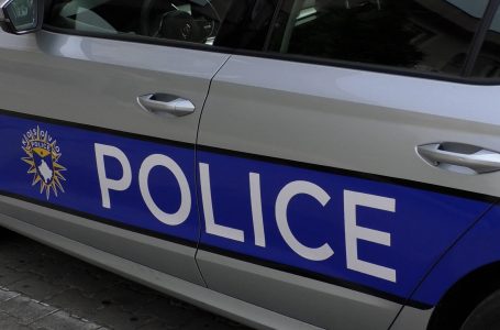 Tre persona sulmojnë dy zyrtarë policor, shkak gjoba për kundërvajtje