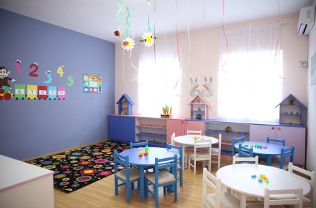 Këtu mund të aplikoni për 70 eurot e regjistrimit të fëmijëve në çerdhe