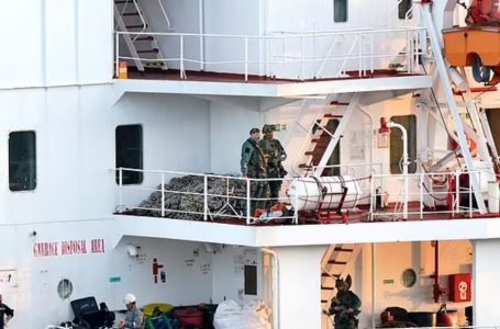 Komandot irlandezë kapin anijen me 115 milionë euro kokainë