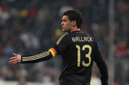 Gjermania kërkon trajner, Ballack ka një propozim
