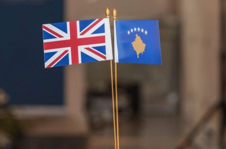 Britania a Madhe kërkon qetësi dhe zgjidhje paqësore të situatës në Veri