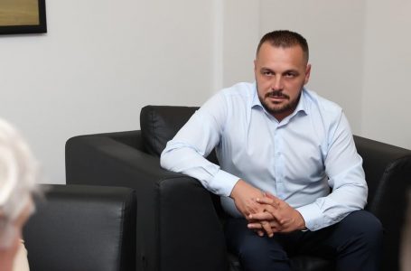 Zhvillimet në veri, ministri Maqedonci: Dorasit sigurisht se nuk mund të jenë tjetër përveçse kriminel të dirigjuar nga Beogradi