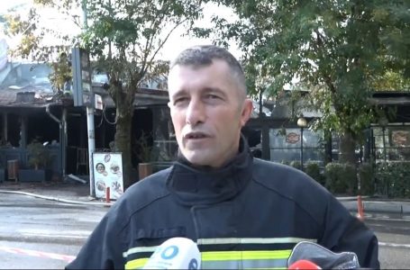 Digjen dy lokale në oborrin e QKUK – Gashi: Parandaluam djegien e Fakultetit të Mjekësisë
