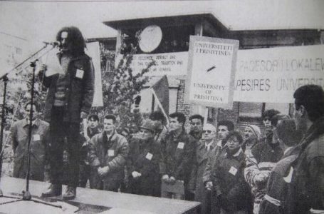 Fotografi nga protesta studentore e 1 tetorit 1997 (FOTO)