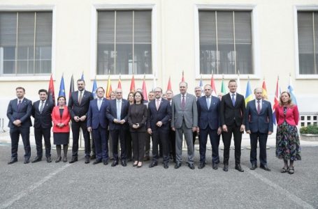 ​Samiti i Procesit të Berlinit në Tiranë, Kurti do të adresojë aktin e agresionit serb